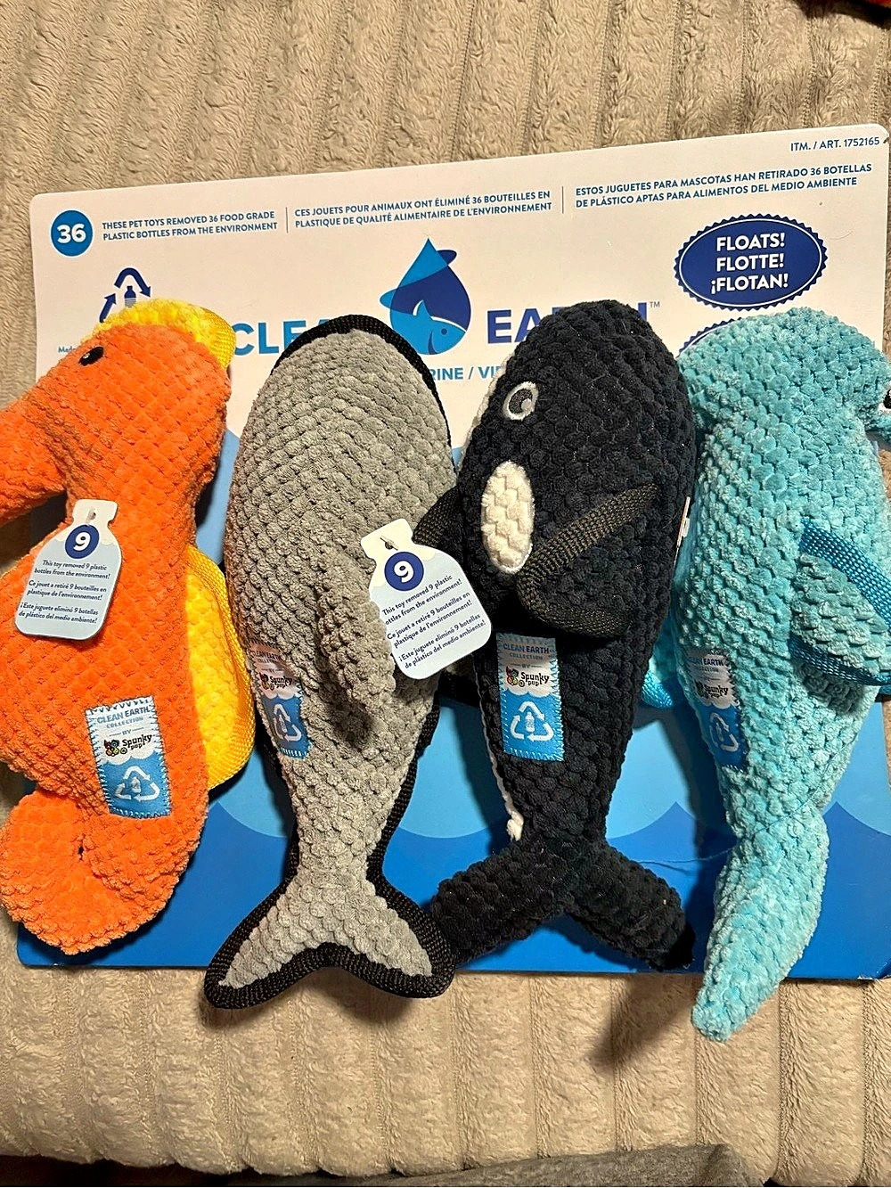 Clean Earth Sea Life Fish Toy Collection Set of 4 Fish Dog Toys NWT